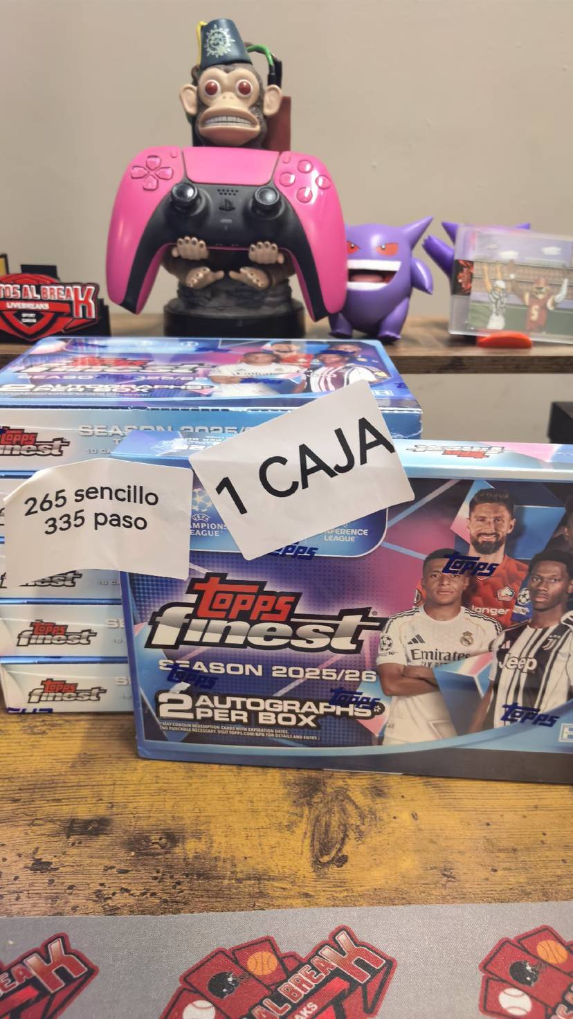 BOTANERO TOPPS