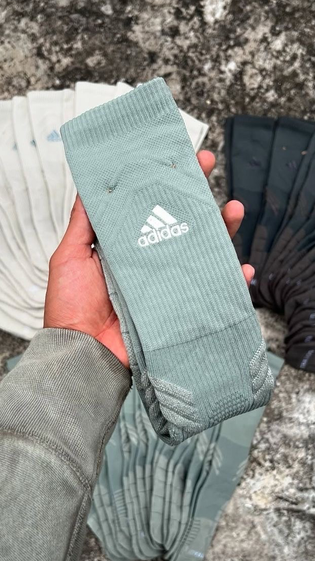 Calcetas Adidas Yeezy (1 Par)
