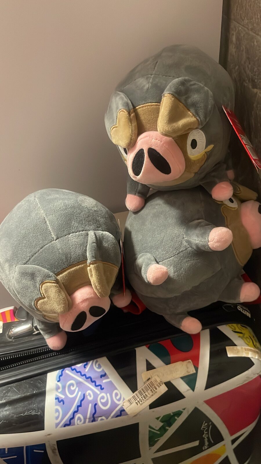 un cerdito peluche Pokemon