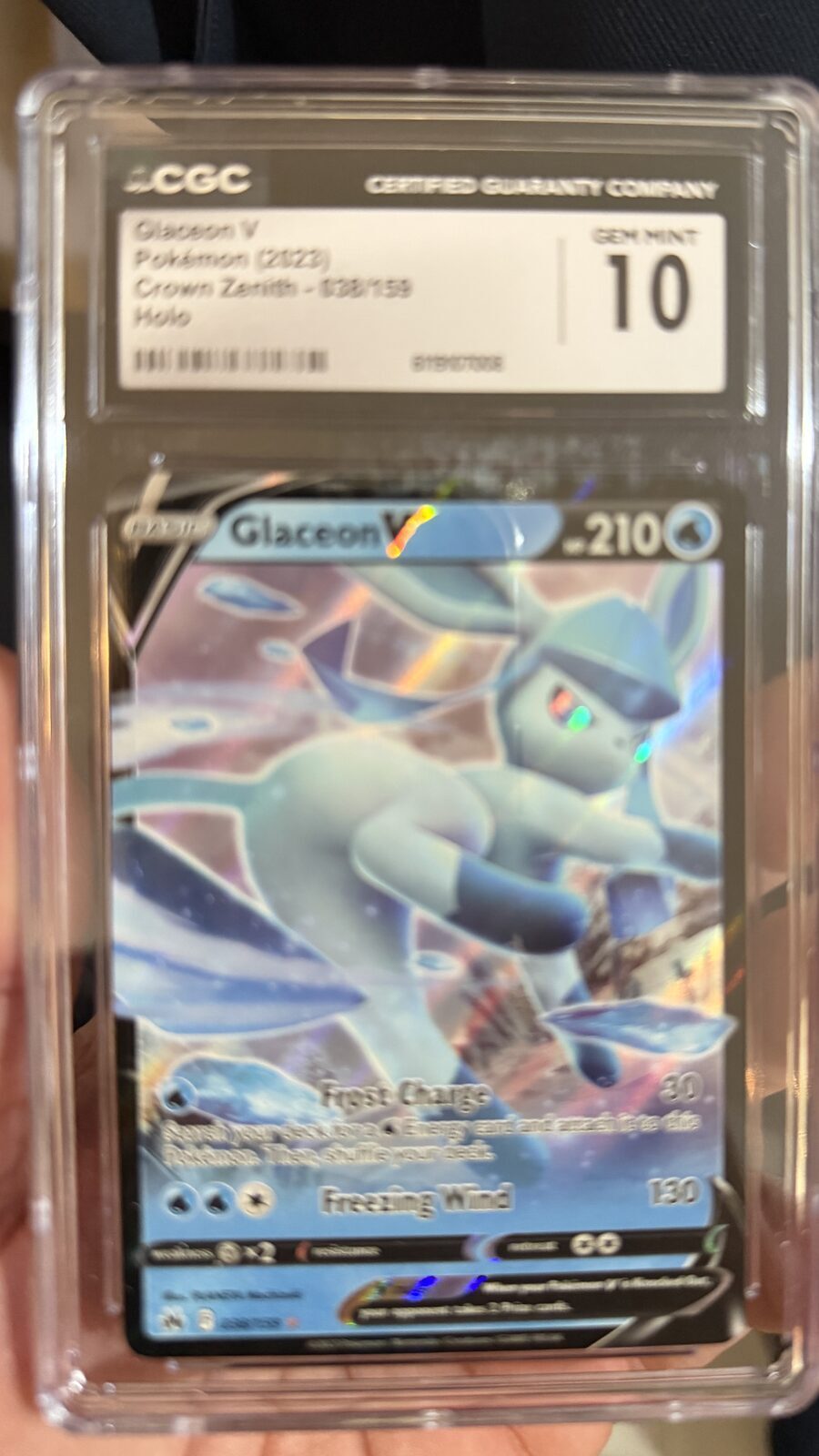 🔥🔥🔥
GLACEON V 
Crown Zenith 038/159
CGC 10