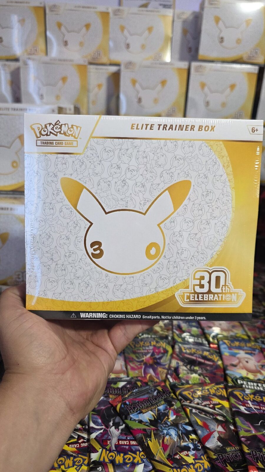 Elite Trainer Box Pokémon 30th Celebration