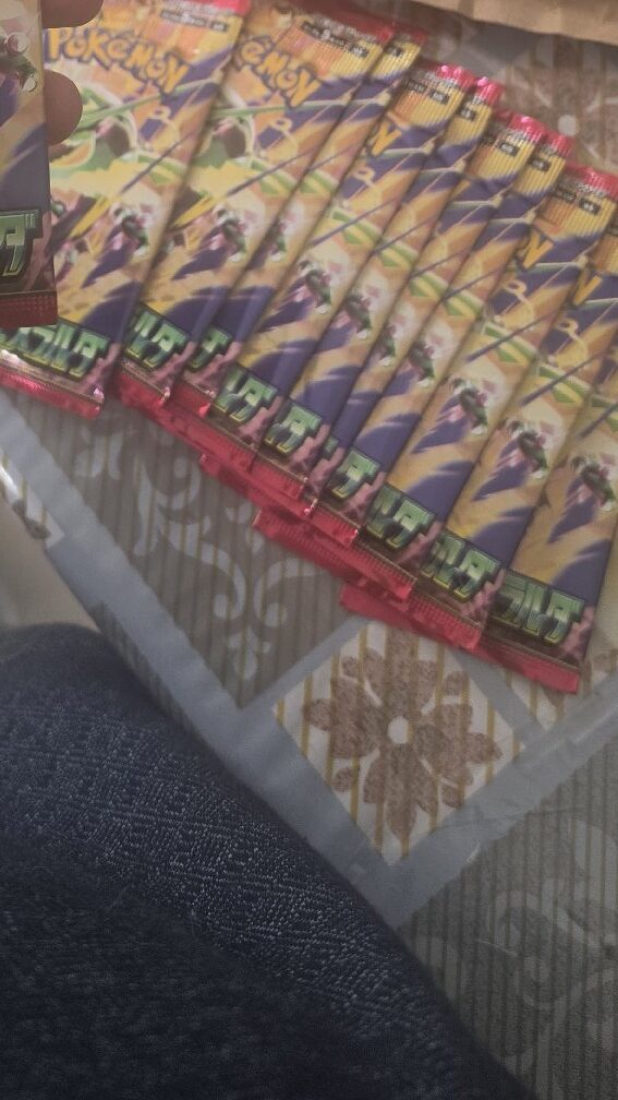 4 Sobres de Cartas Pokémon