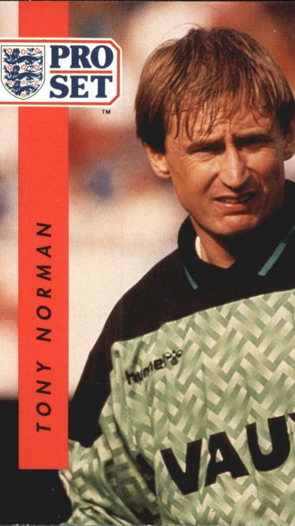 1990-91 Pro Set England #22 Gordon Cowans