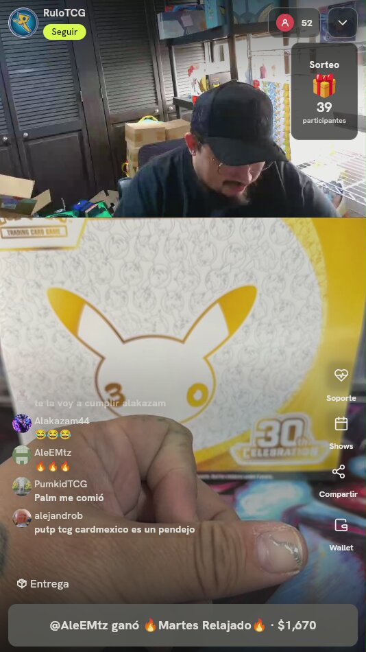 Pokémon 30th Celebration ETB