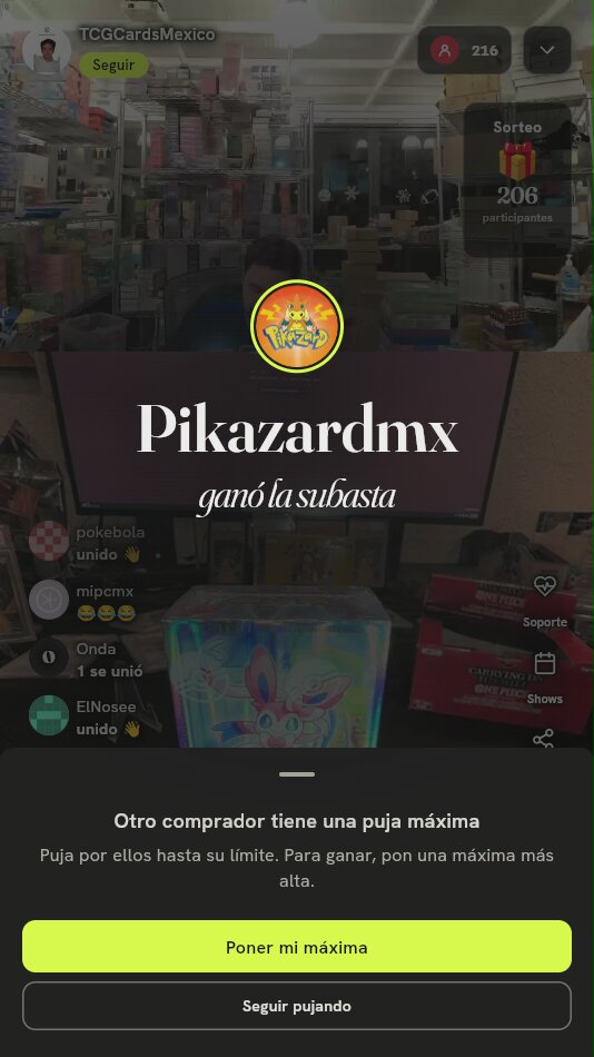 Pokémon TCG Collector Chest