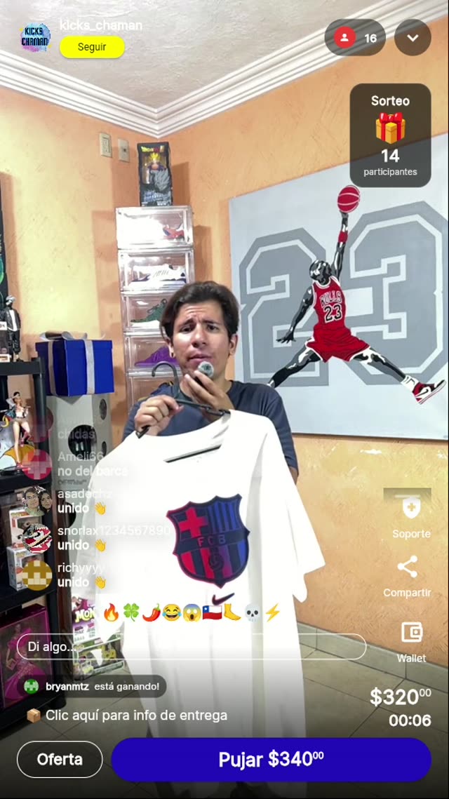 Playera FC Barcelona Corazón Subasta