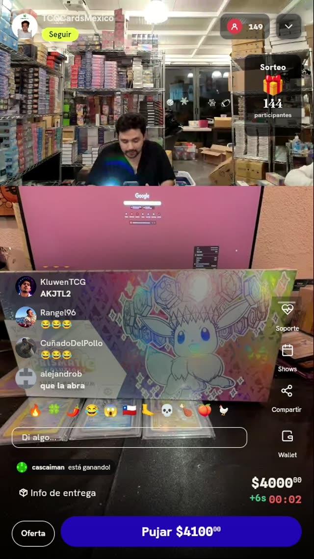 Prismatic Evolutions Binder Collection Pokémon