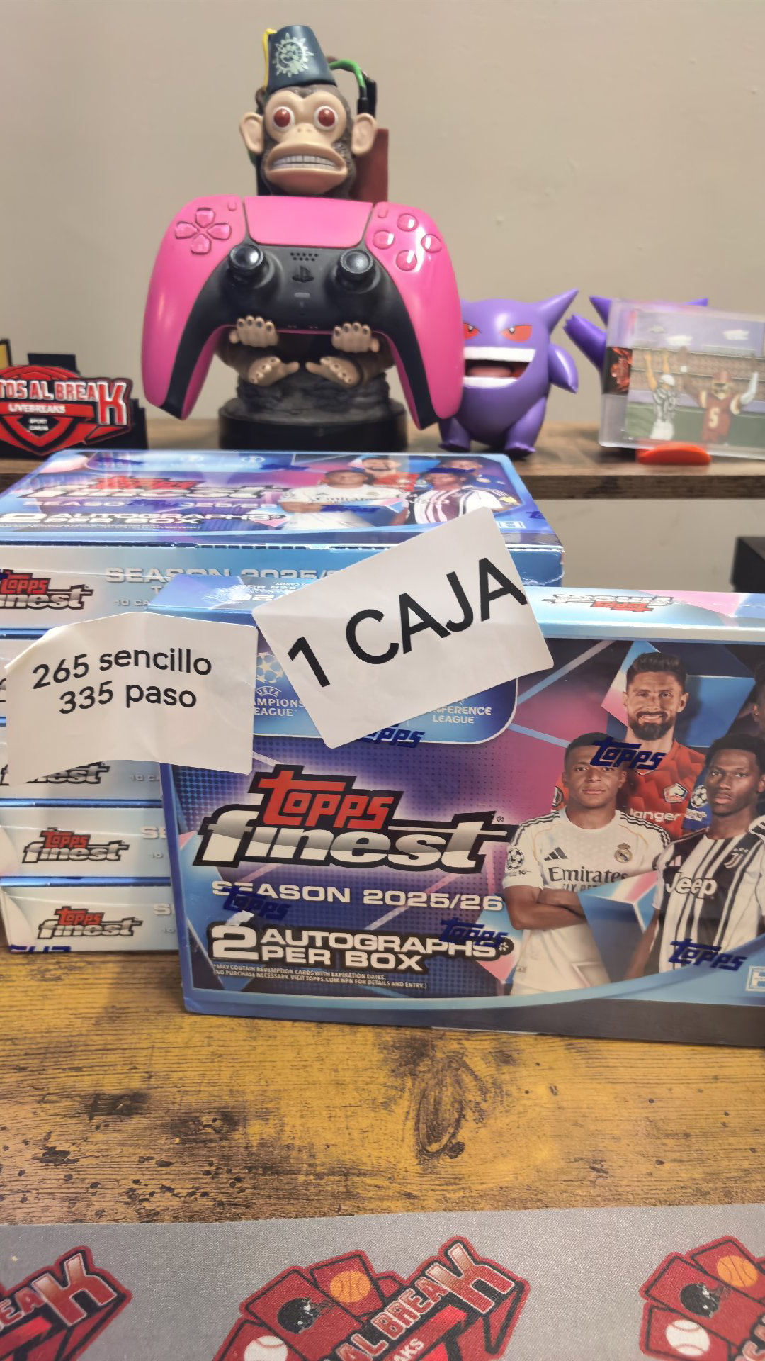 BOTANERO TOPPS