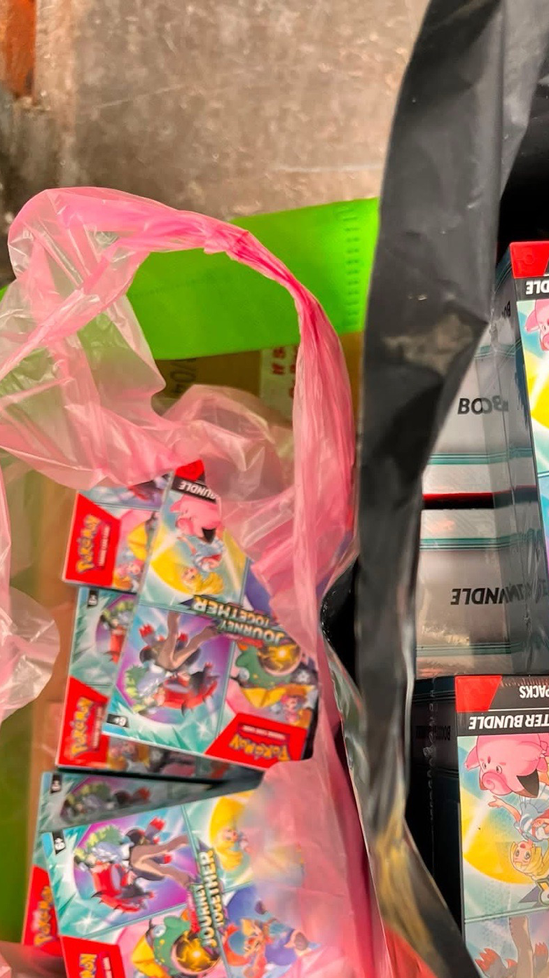 ruleta mágica y venta de hits Pokémon 