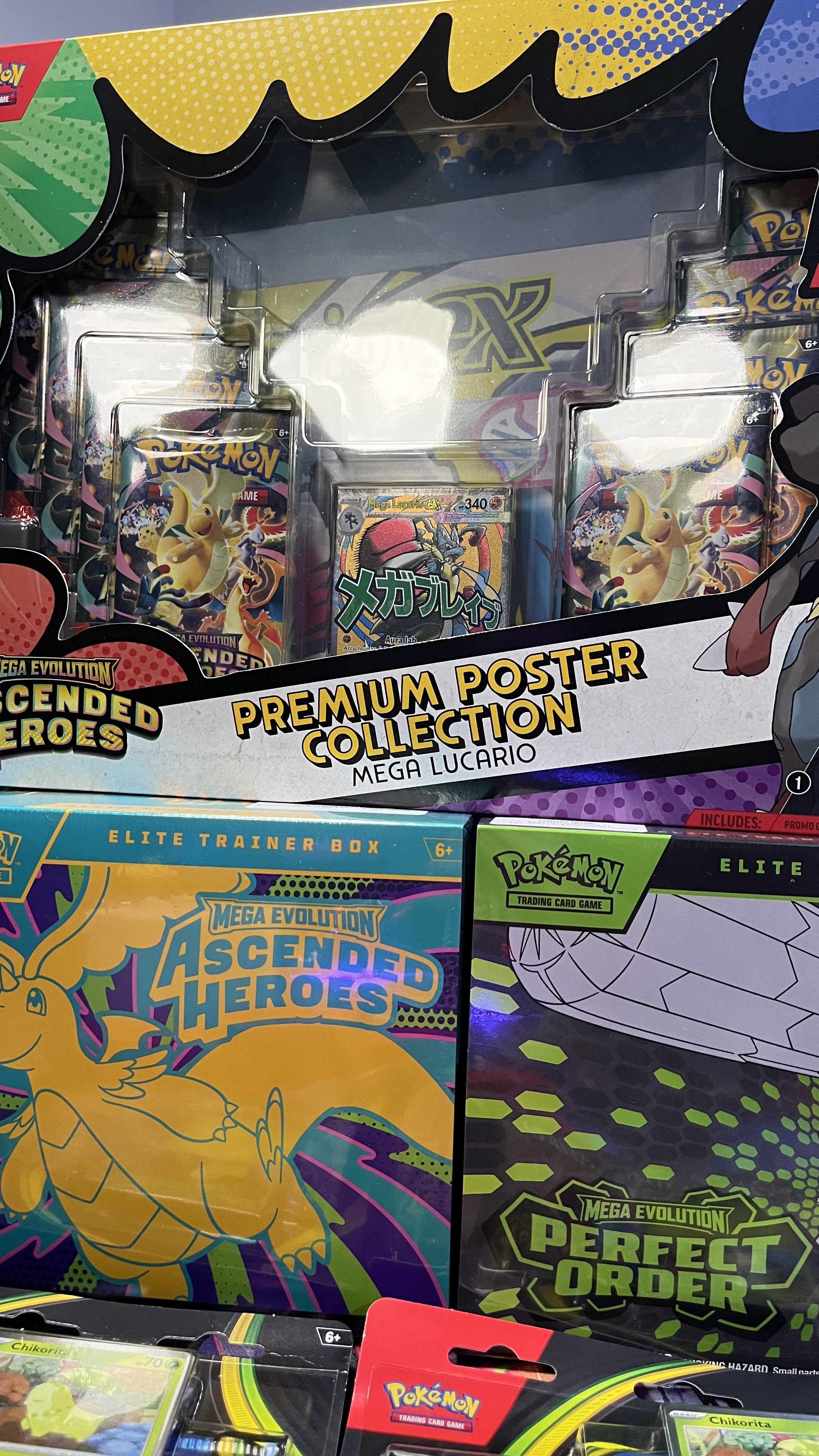 ETB Ascended + Póster GRATIS! B&W y Destined 