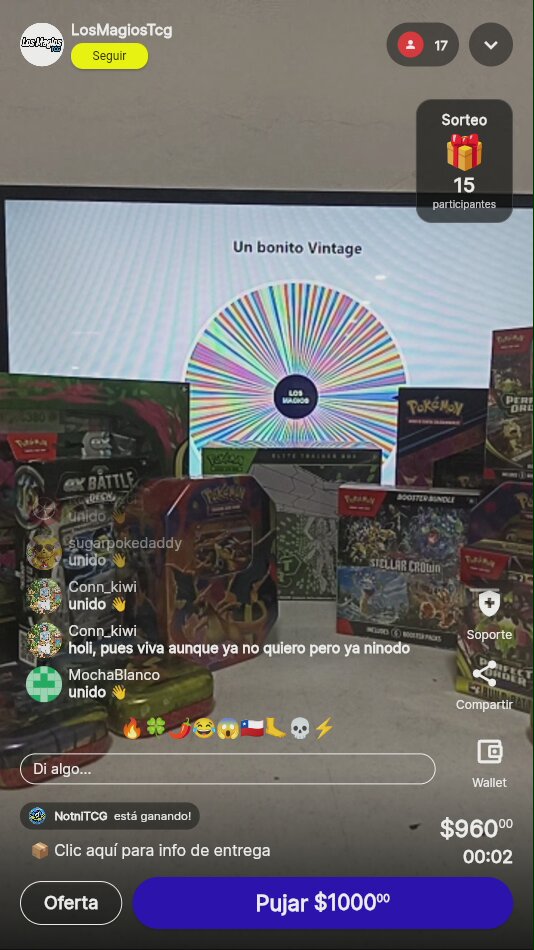 Pokémon Charizard Tin y Booster Bundle