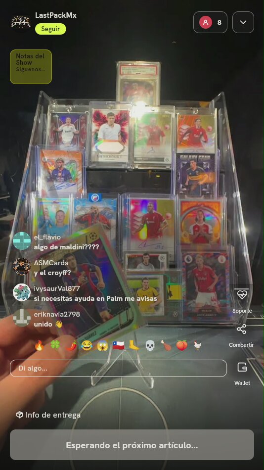 Carta Luis Suárez Topps Finest Prized Footballers