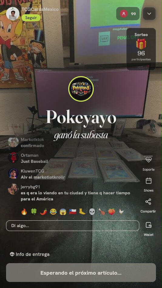 Pokémon Pikachu V-UNION Gift Box