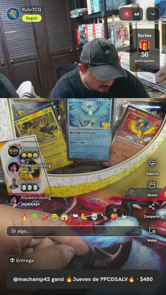 Caja Pokémon TCG Celebrations Collector