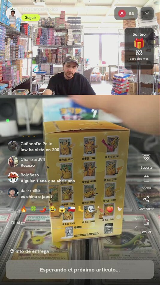 Caja Sorpresa Figura Pikachu Pokémon 30 Aniversario