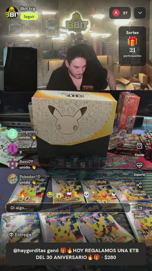 Elite Trainer Box Pokémon 30th Celebration