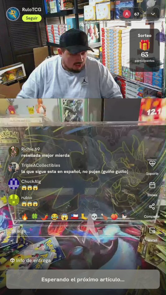 Caja Acrílica Protectora Charizard UPC