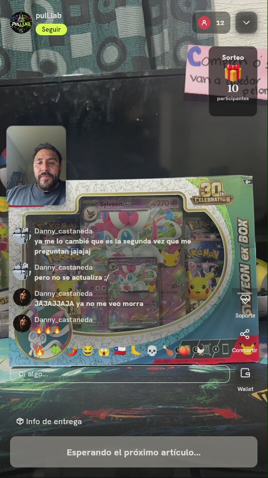 Caja Pokémon 30th Celebration Sylveon ex