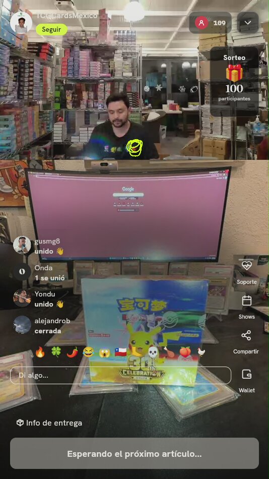 Pokémon Fusion Strike Elite Trainer Box