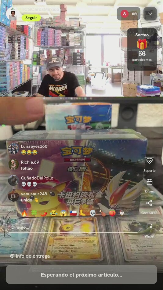 Caja Pokémon Dynamax Clash Chino