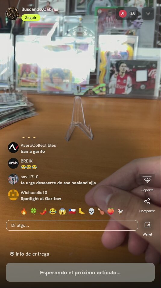 Lote de cartas de Haaland y Mahomes