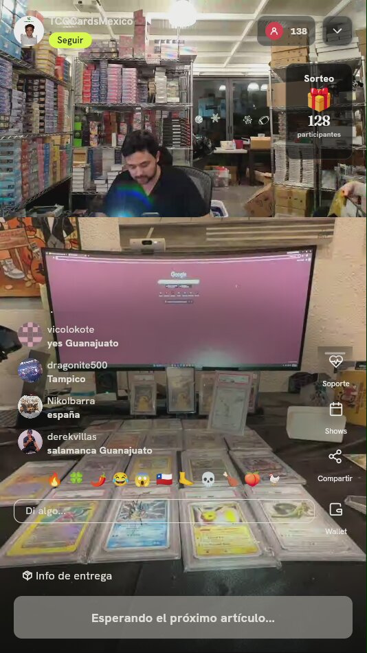 Caja Pokémon 30th Celebration Espeon y Umbreon